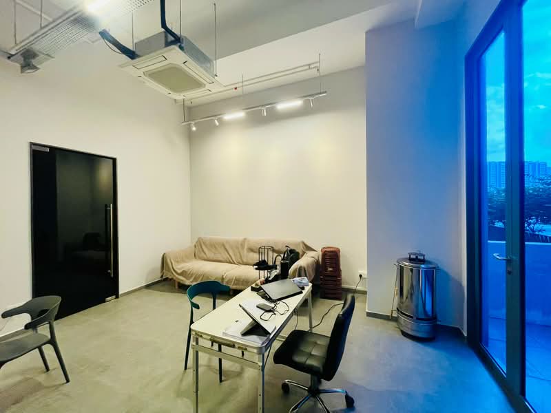 CT Hub, 2 Kallang Avenue, 1,668 sqft, Light Industrial (B1) For Sale, by Zola Tan, 500148812 - Interior - CommercialGuru.com.sg