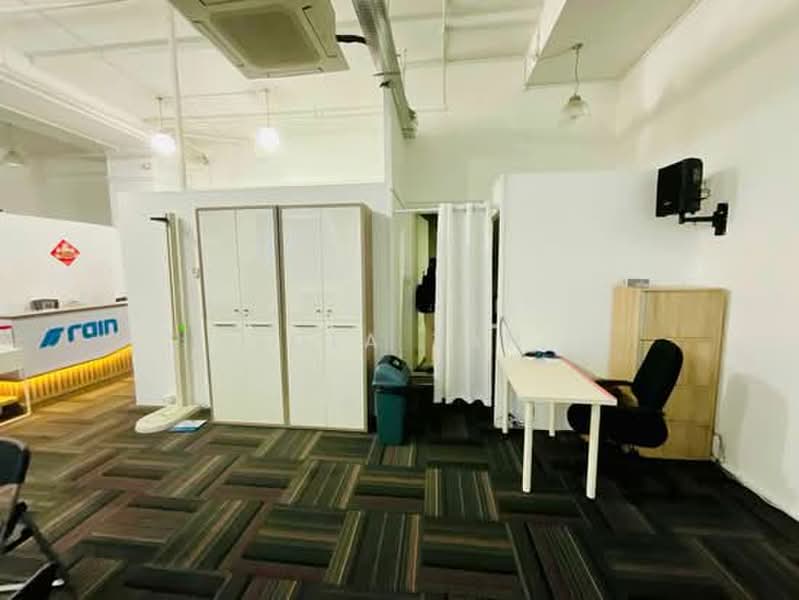 CT Hub, 2 Kallang Avenue, 1,668 sqft, Light Industrial (B1) For Sale, by Zola Tan, 500148812 - CommercialGuru.com.sg