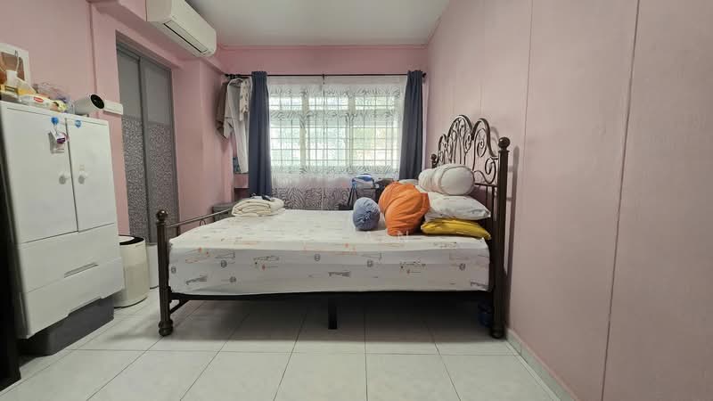 509 Serangoon North Avenue 4, 509 Serangoon North Avenue 4, 3 Bedrooms, 1,097 sqft, HDB Flat For Sale, by Farhan ., 500148815 - Bedroom - PropertyGuru.com.sg
