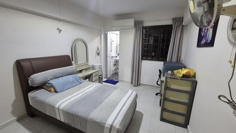 426 Ang Mo Kio Avenue 3, 426 Ang Mo Kio Avenue 3, 3 Bedrooms, 990 sqft, HDB Flat For Sale, by Clemence Boey, 500148818 - Bedroom - PropertyGuru.com.sg