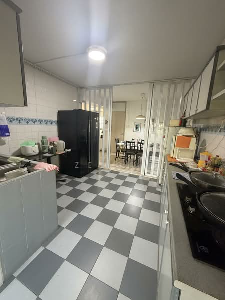 487C Tampines Street 45, 487C Tampines Street 45, 3 Bedrooms, 1,140 sqft, HDB Flat For Sale, by Zeno ., 500148821 - Kitchen - PropertyGuru.com.sg