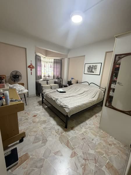 487C Tampines Street 45, 487C Tampines Street 45, 3 Bedrooms, 1,140 sqft, HDB Flat For Sale, by Zeno ., 500148821 - Bedroom - PropertyGuru.com.sg