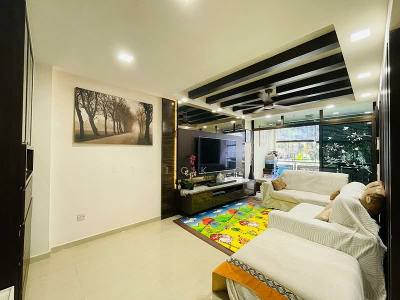 202B Sengkang East Road, 202B Sengkang East Road, 4 Bedrooms, 1,399 sqft, HDB Flat For Sale, by Patrick Chee, 500148827 - Living Room - PropertyGuru.com.sg