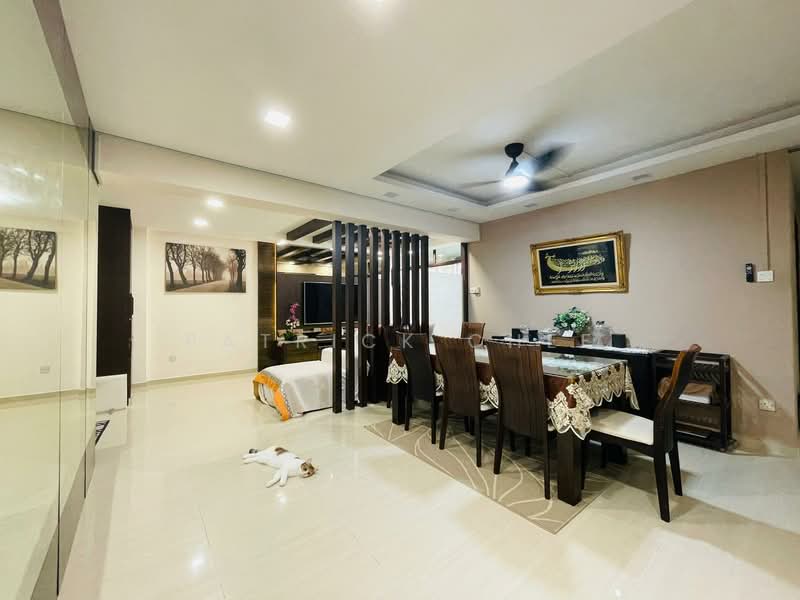 202B Sengkang East Road, 202B Sengkang East Road, 4 Bedrooms, 1,399 sqft, HDB Flat For Sale, by Patrick Chee, 500148827 - Living Room - PropertyGuru.com.sg
