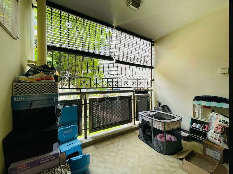 202B Sengkang East Road, 202B Sengkang East Road, 4 Bedrooms, 1,399 sqft, HDB Flat For Sale, by Patrick Chee, 500148827 - Balcony - PropertyGuru.com.sg