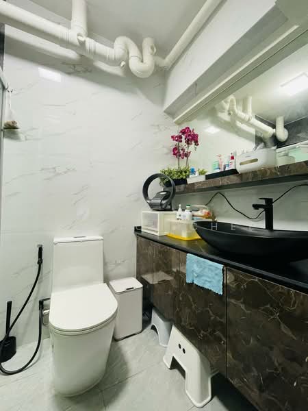 202B Sengkang East Road, 202B Sengkang East Road, 4 Bedrooms, 1,399 sqft, HDB Flat For Sale, by Patrick Chee, 500148827 - Bathroom - PropertyGuru.com.sg