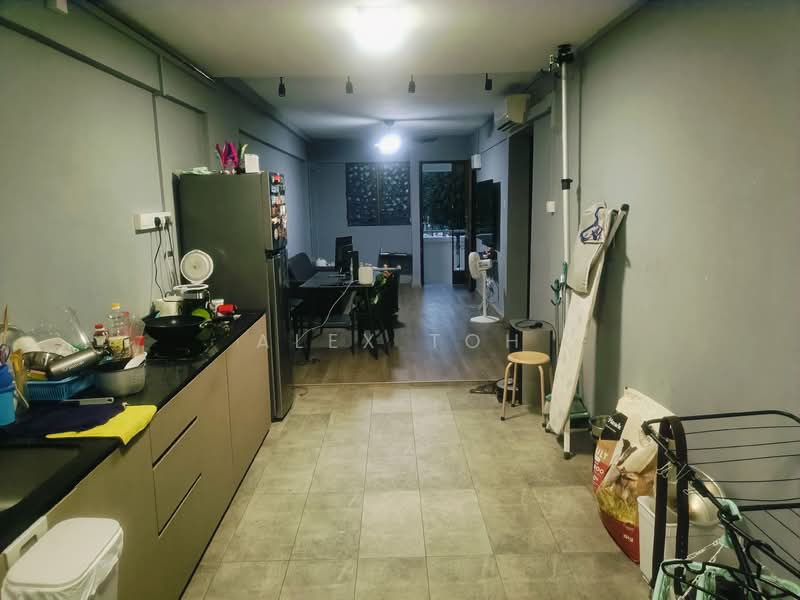 570 Ang Mo Kio Avenue 3, 570 Ang Mo Kio Avenue 3, 2 Bedrooms, 721 sqft, HDB Flat For Sale, by Alex Toh, 500148829 - Kitchen - PropertyGuru.com.sg
