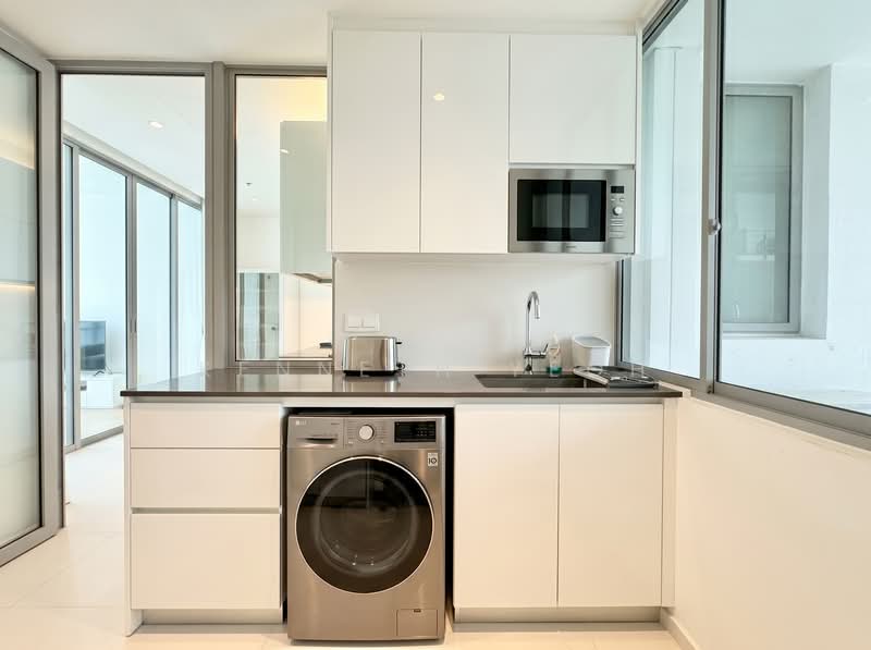The Oceanfront @ Sentosa Cove, , 4 Bedrooms, 2,077 sqft, Condominium For Sale, by Kenneth Yeoh, 500148832 - Kitchen - PropertyGuru.com.sg