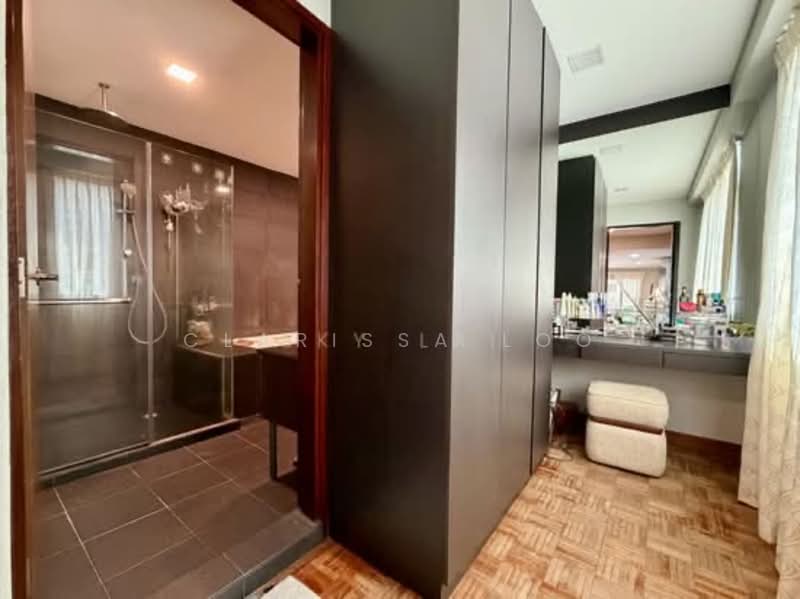29 Dyson road, , 5 Bedrooms, 3,500 sqft, Corner Terrace For Rent, by Clarissa Loo, 500148837 - Master - PropertyGuru.com.sg