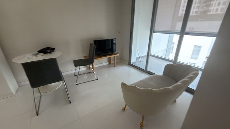 V on Shenton, 5 Shenton Way, Studio, 450 sqft, Condominium For Rent, by Aly Ho, 500148841 - Balcony - PropertyGuru.com.sg