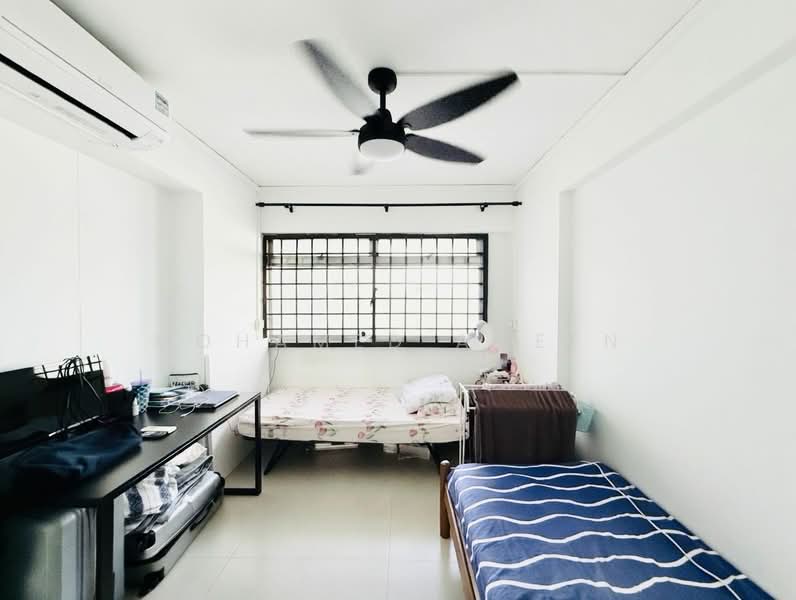 660 Jalan Tenaga, 660 Jalan Tenaga, 3 Bedrooms, 1,151 sqft, HDB Flat For Rent, by Mohamed Ameen, 500148845 - Bedroom - PropertyGuru.com.sg