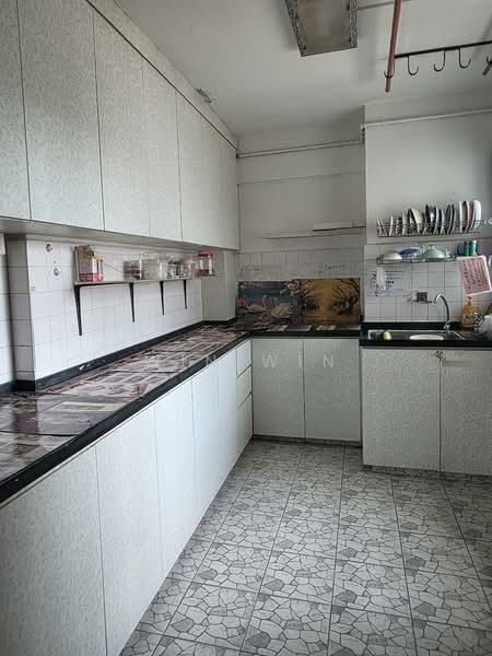 798 Yishun Ring Road, 798 Yishun Ring Road, 3 Bedrooms, 1,108 sqft, HDB Flat For Sale, by WIN win, 500148852 - Kitchen - PropertyGuru.com.sg