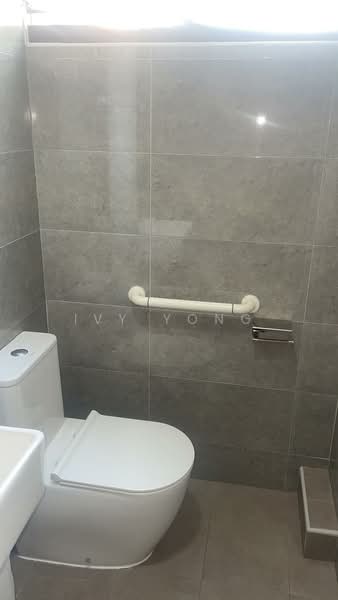 850 Yishun Street 81, 850 Yishun Street 81, 3 Bedrooms, 1,108 sqft, HDB Flat For Rent, by Ivy Yong, 500148855 - Bathroom - PropertyGuru.com.sg