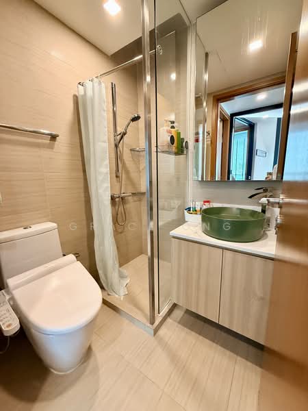 Cabana, 145A Sunrise Terrace, 4 Bedrooms, 2,939 sqft, Cluster House For Sale, by Grace Ong, 500148858 - Bathroom - PropertyGuru.com.sg