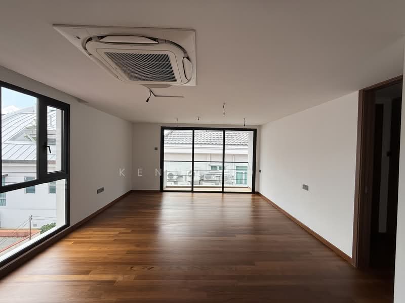 Serangoon Garden Estate, 4 Brockhampton Drive, 6 Bedrooms, 7,460 sqft, Semi-Detached House For Sale, by Kenny Koh, 500148860 - Interior - PropertyGuru.com.sg