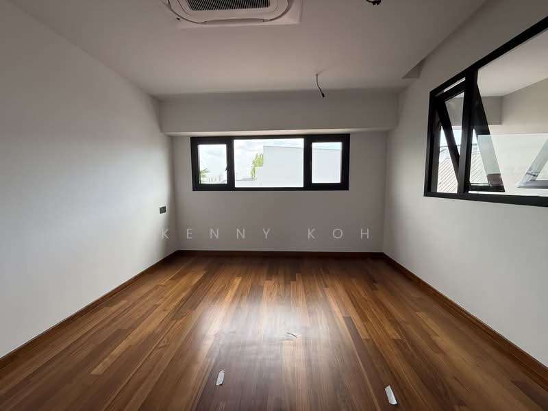 Serangoon Garden Estate, 4 Brockhampton Drive, 6 Bedrooms, 7,460 sqft, Semi-Detached House For Sale, by Kenny Koh, 500148860 - Interior - PropertyGuru.com.sg