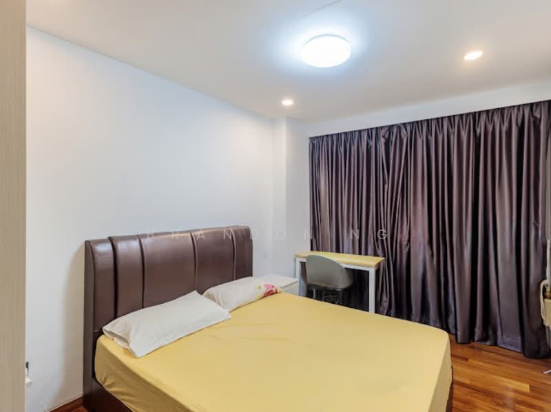 Homes at Eastwood Place, 8 Eastwood Place, 6 Bedrooms, 5,200 sqft, Terraced House For Sale, by Brandon Ng, 500148867 - Bedroom 1 - PropertyGuru.com.sg