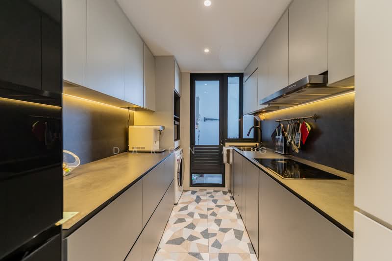 Waterbank at Dakota, 84 Dakota Crescent, 2 Bedrooms, 883 sqft, Condominium For Sale, by Daron Ang, 500148875 - Kitchen - #PropertyPartners - PropertyGuru.com.sg