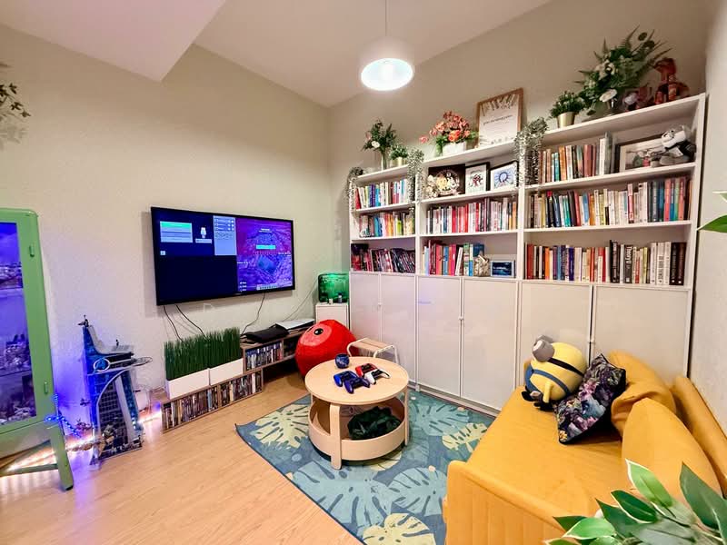 Cabana, 57 Sunrise Terrace, 4 Bedrooms, 2,939 sqft, Cluster House For Sale, by Damien Lim, 500148876 - Living Room - PropertyGuru.com.sg