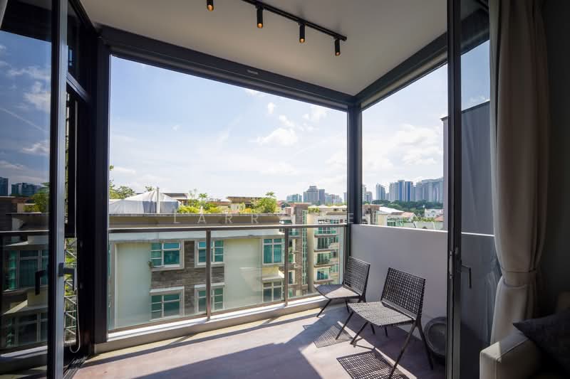 Mon Jervois, 45 Jervois Road, 3 Bedrooms, 1,475 sqft, Condominium For Sale, by Larry Lee, 500148879 - Balcony - PropertyGuru.com.sg