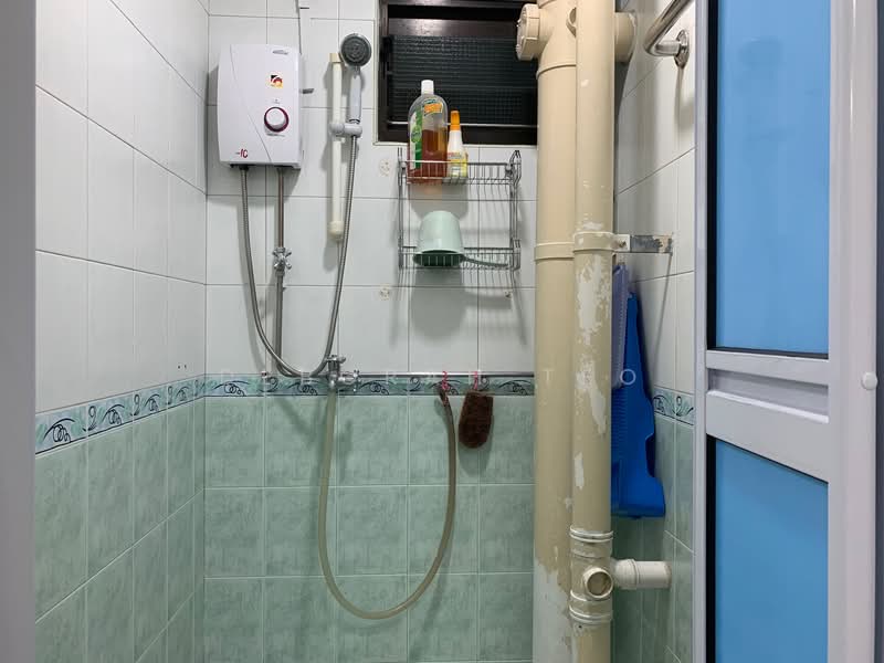 75 Whampoa Drive, 75 Whampoa Drive, 2 Bedrooms, 700 sqft, HDB Flat For Sale, by Deborah Teo, 500148886 - Bathroom - PropertyGuru.com.sg