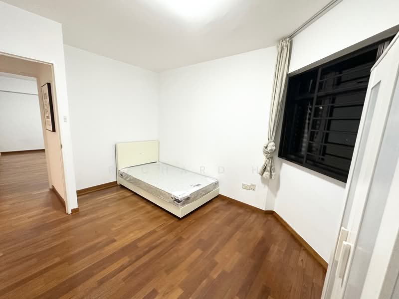 143 Lorong 2 Toa Payoh, 143 Lorong 2 Toa Payoh, 3 Bedrooms, 1,184 sqft, HDB Flat For Sale, by Richard Ho, 500148893 - Common Bedroom 2 - PropertyGuru.com.sg