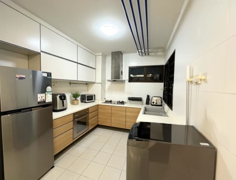 143 Lorong 2 Toa Payoh, 143 Lorong 2 Toa Payoh, 3 Bedrooms, 1,184 sqft, HDB Flat For Sale, by Richard Ho, 500148893 - Kitchen - PropertyGuru.com.sg