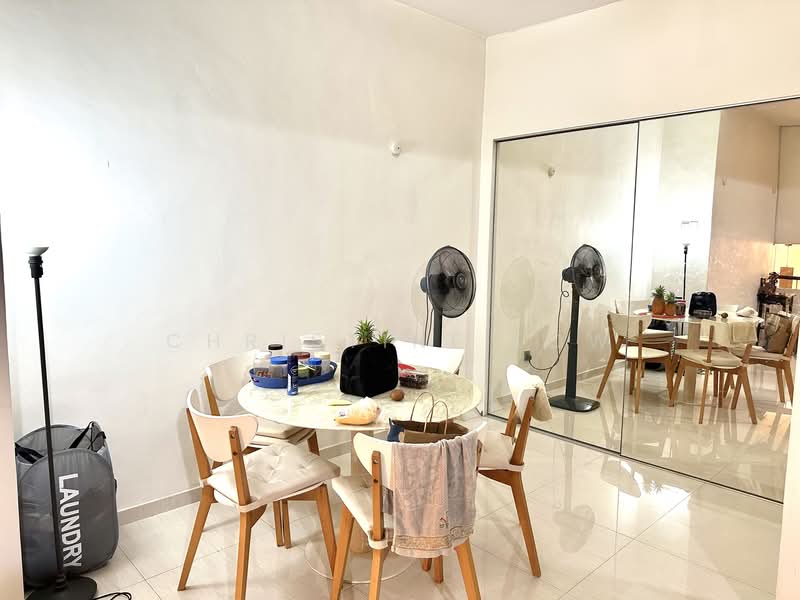 Hillcrest Arcadia, 257 Arcadia Road, 1 Bedroom, 926 sqft, Condominium For Sale, by Christine Low, 500148917 - Dining Room - PropertyGuru.com.sg