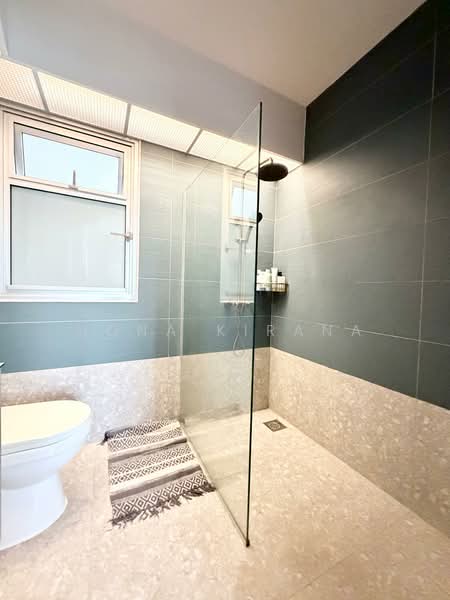 874C Tampines Street 85, 874C Tampines Street 85, 3 Bedrooms, 1,001 sqft, HDB Flat For Sale, by Nona Kirana, 500148922 - Bathroom - PropertyGuru.com.sg
