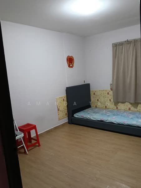 407 Bukit Batok West Avenue 4, 407 Bukit Batok West Avenue 4, Room Rental, 100 sqft, HDB Flat For Rent, by Amanda Tan, 500148923 - Bedroom - PropertyGuru.com.sg