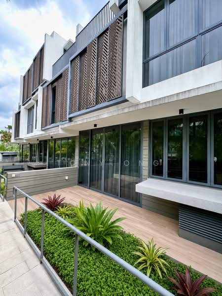 Alana, Sunrise Terrace, 4 Bedrooms, 3,122 sqft, Terraced House For Sale, by Tony Ong, 500148925 - Exterior - PropertyGuru.com.sg