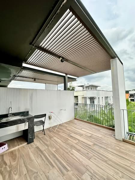 Alana, Sunrise Terrace, 4 Bedrooms, 3,122 sqft, Terraced House For Sale, by Tony Ong, 500148925 - Balcony - PropertyGuru.com.sg