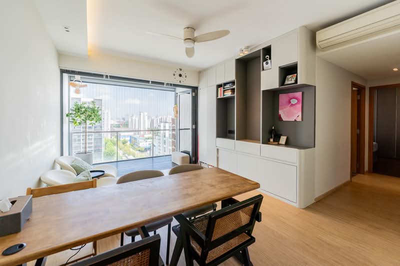 Waterbank at Dakota, 84 Dakota Crescent, 2 Bedrooms, 883 sqft, Condominium For Sale, by Louis Wong, 500148926 - Living Room - PropertyGuru.com.sg