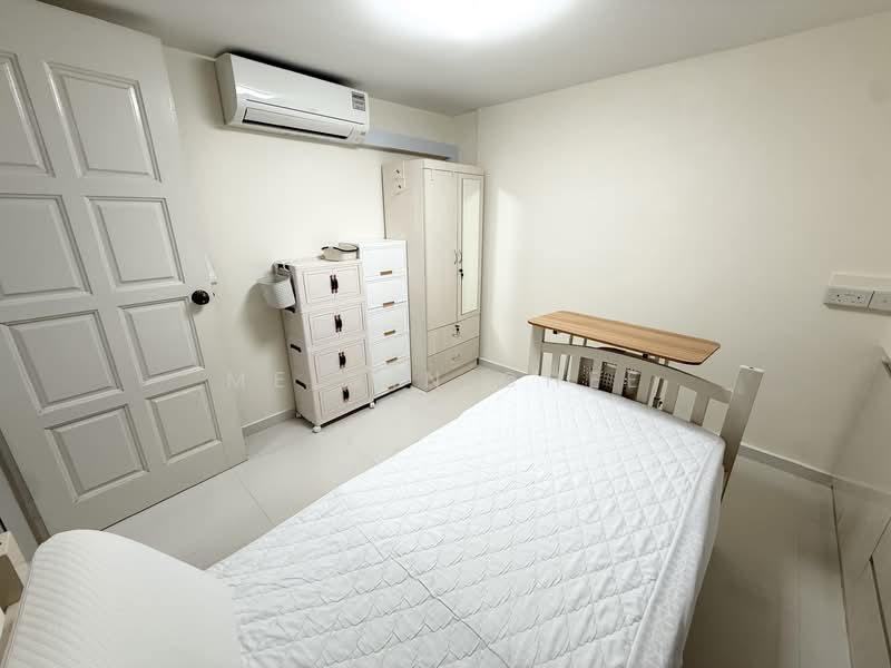 354 Clementi Avenue 2, 354 Clementi Avenue 2, Room Rental, 120 sqft, HDB Flat For Rent, by Melvin Chee, 500148928 - Bedroom - PropertyGuru.com.sg