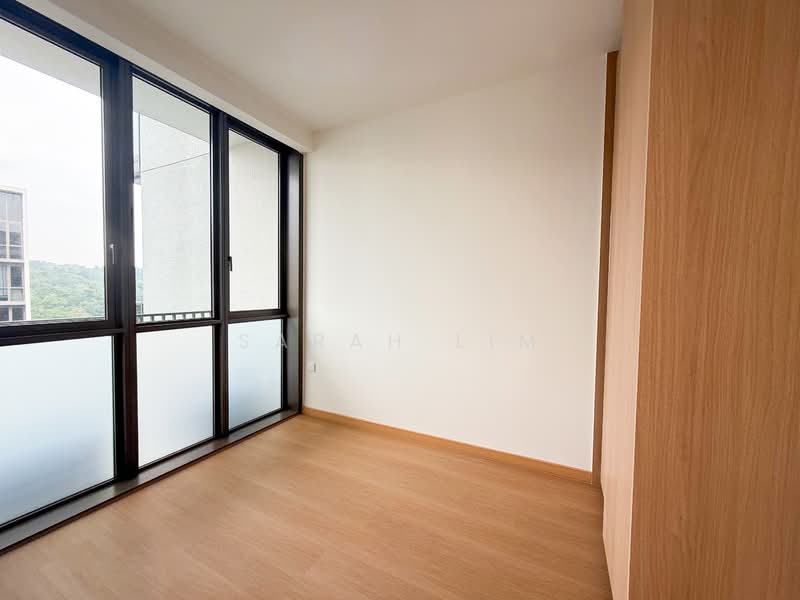 The Botany at Dairy Farm, 3 Dairy Farm Walk, 2 Bedrooms, 678 sqft, Condominium For Sale, by Sarah Lim, 500148940 - Common Bedroom - PropertyGuru.com.sg