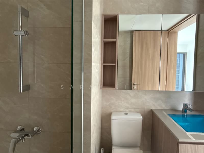 The Botany at Dairy Farm, 3 Dairy Farm Walk, 2 Bedrooms, 678 sqft, Condominium For Sale, by Sarah Lim, 500148940 - Common Bathroom - PropertyGuru.com.sg