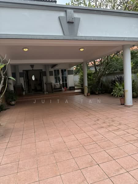 10A Mount Sinai lane, , 6 Bedrooms, 6,000 sqft, Bungalow House For Sale, by Juita Tan, 500148949 - Exterior - PropertyGuru.com.sg