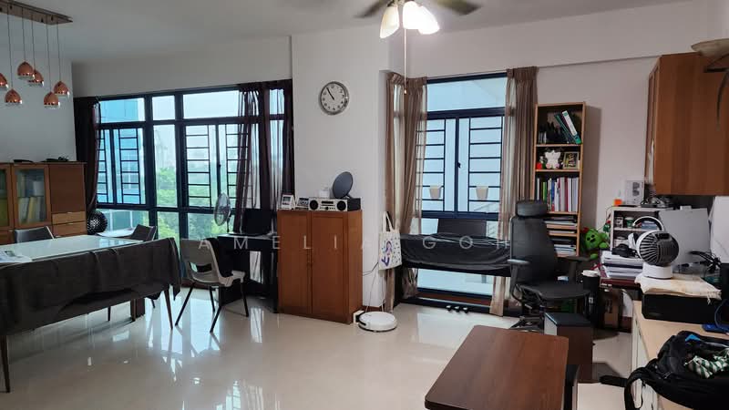 Blue Horizon, 21 West Coast Crescent, 3 Bedrooms, 1,200 sqft, Condominium For Rent, by Amelia Goh, 500148955 - Living Room - PropertyGuru.com.sg