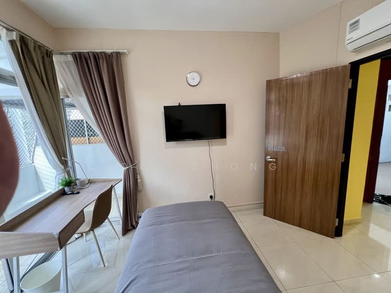 Elizabeth Heights, 57 Cairnhill Road, Room Rental, 250 sqft, Condominium For Rent, by John Chong, 500148967 - Bedroom - PropertyGuru.com.sg