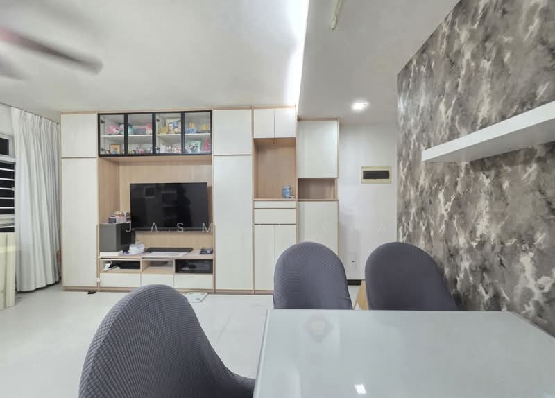 410B Fernvale Road, 410B Fernvale Road, 3 Bedrooms, 1,023 sqft, HDB Flat For Sale, by Jasmine Chan, 500148995 - Living Room - PropertyGuru.com.sg