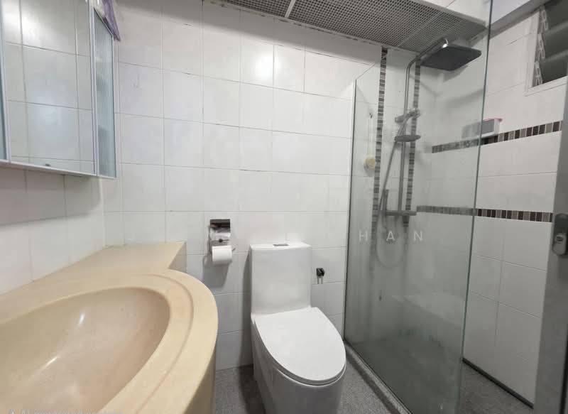 410B Fernvale Road, 410B Fernvale Road, 3 Bedrooms, 1,023 sqft, HDB Flat For Sale, by Jasmine Chan, 500148995 - Bathroom - PropertyGuru.com.sg