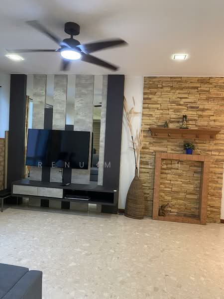 The Floravale, 232 Westwood Avenue, 3 Bedrooms, 1,238 sqft, Executive Condominium For Rent, by Renu Mahesh, 500149010 - Living Room - PropertyGuru.com.sg