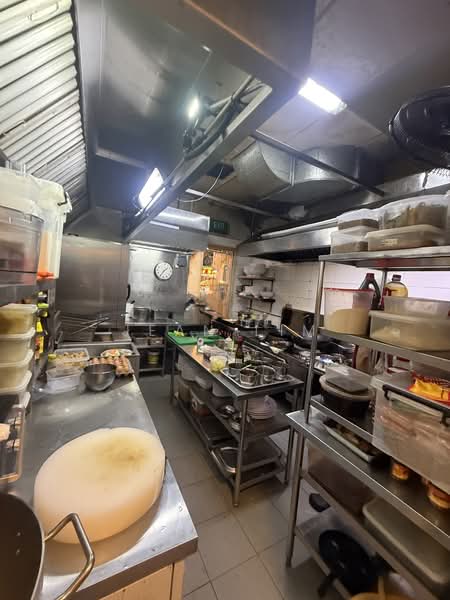 Bugis Point, 530 North Bridge Road, Beach Road / Bugis / Rochor, 2,142 sqft, Food & Beverage For Rent, by Jean Lim, 500149023 - Kitchen - CommercialGuru.com.sg