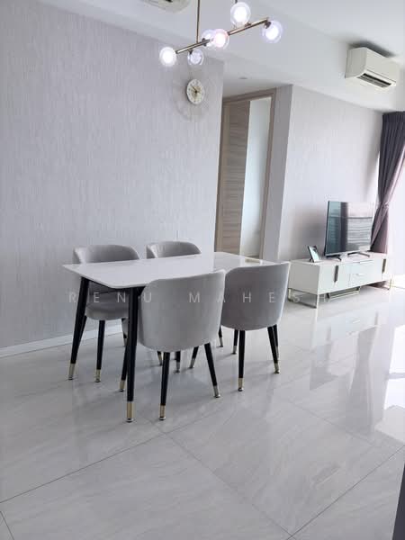 Stars of Kovan, 984 Upper Serangoon Road, 2 Bedrooms, 743 sqft, Condominium For Rent, by Renu Mahesh, 500149035 - Dining Room - PropertyGuru.com.sg