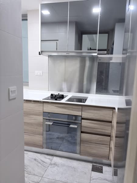 Stars of Kovan, 984 Upper Serangoon Road, 2 Bedrooms, 743 sqft, Condominium For Rent, by Renu Mahesh, 500149035 - Kitchen - PropertyGuru.com.sg