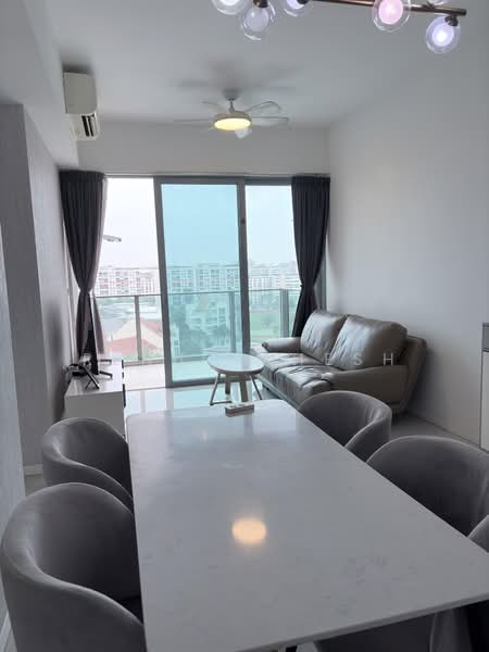 Stars of Kovan, 984 Upper Serangoon Road, 2 Bedrooms, 743 sqft, Condominium For Rent, by Renu Mahesh, 500149035 - Living Room - PropertyGuru.com.sg