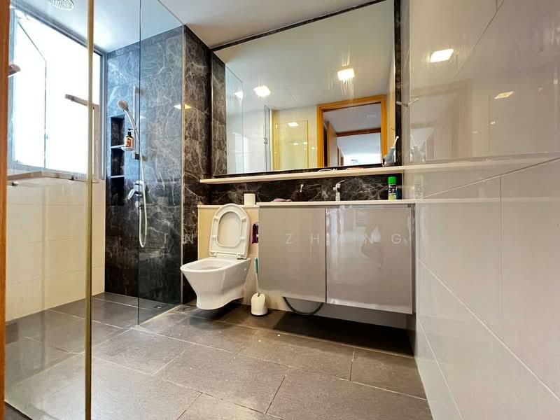 Bartley Ridge, 30 Mount Vernon Road, 3 Bedrooms, 969 sqft, Condominium For Sale, by Linda Zhang, 500149045 - Bathroom - PropertyGuru.com.sg