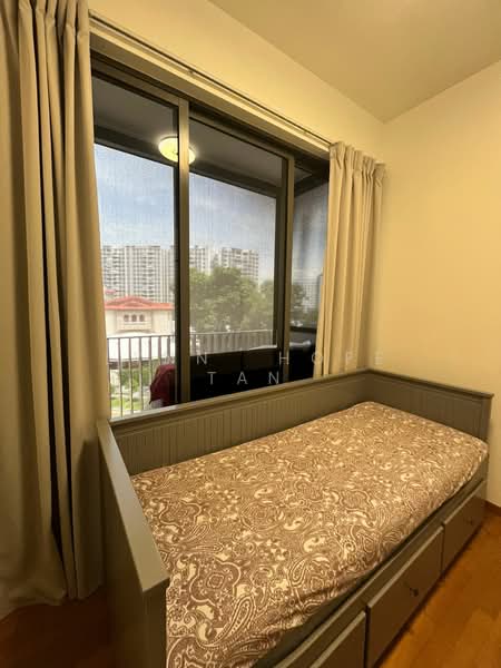 Stratum, 80 Elias Road, 2 Bedrooms, 766 sqft, Condominium For Rent, by Lynn Hope Tan, 500149050 - Bedroom - PropertyGuru.com.sg