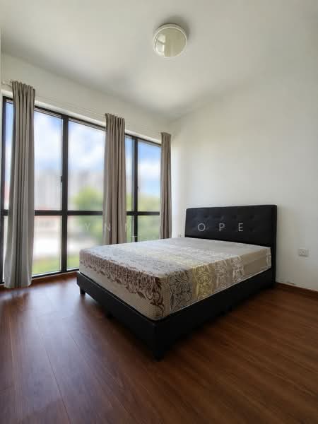 Stratum, 80 Elias Road, 2 Bedrooms, 766 sqft, Condominium For Rent, by Lynn Hope Tan, 500149050 - Bedroom - PropertyGuru.com.sg
