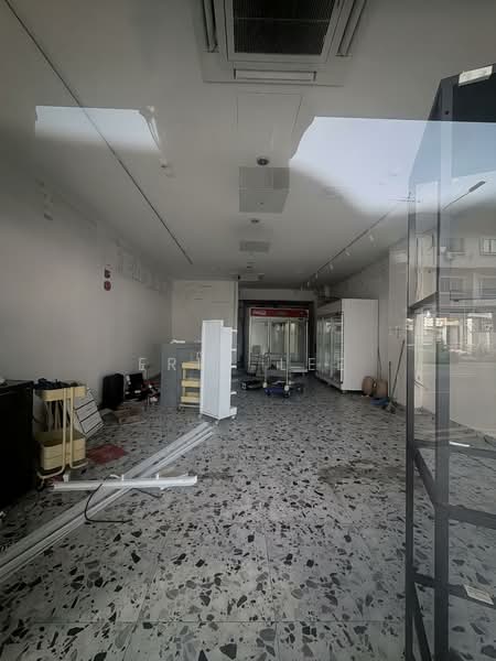 123 sims Avenue Ibis Budget Gold, , 689 sqft, Other Retail For Rent, by Eric Lee, 500149053 - Interior - CommercialGuru.com.sg